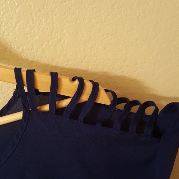 Shirt - Picture 3 of 6